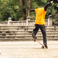 Skateboard pour débuter avec protections et base stable